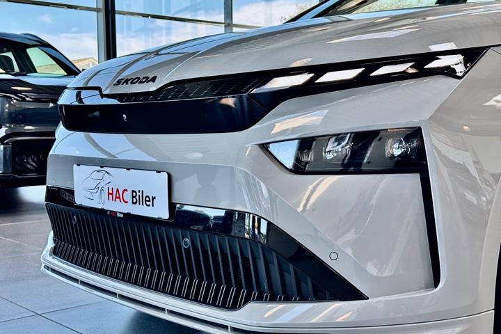 Grå Skoda Enyaq fra 2026