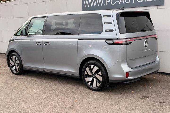 Sølv VW ID.Buzz fra 2026