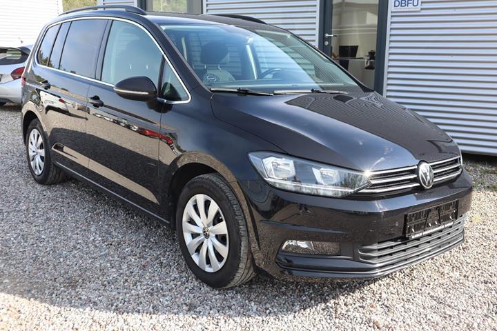 Sort VW Touran fra 2021