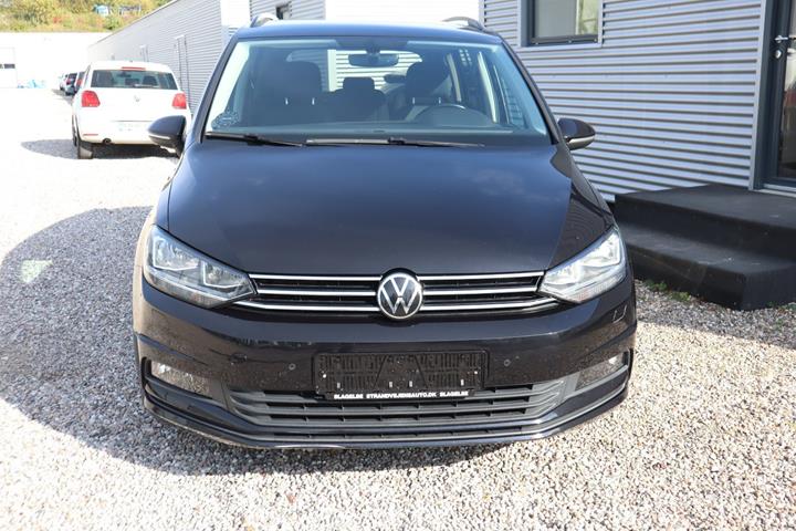 Sort VW Touran fra 2021