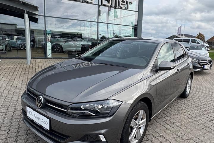 Grå VW Polo fra 2021