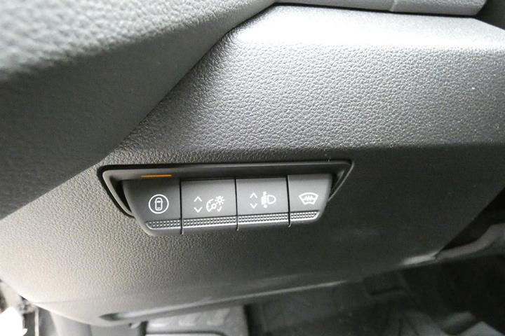 Sort Renault Master V T35 fra 2026
