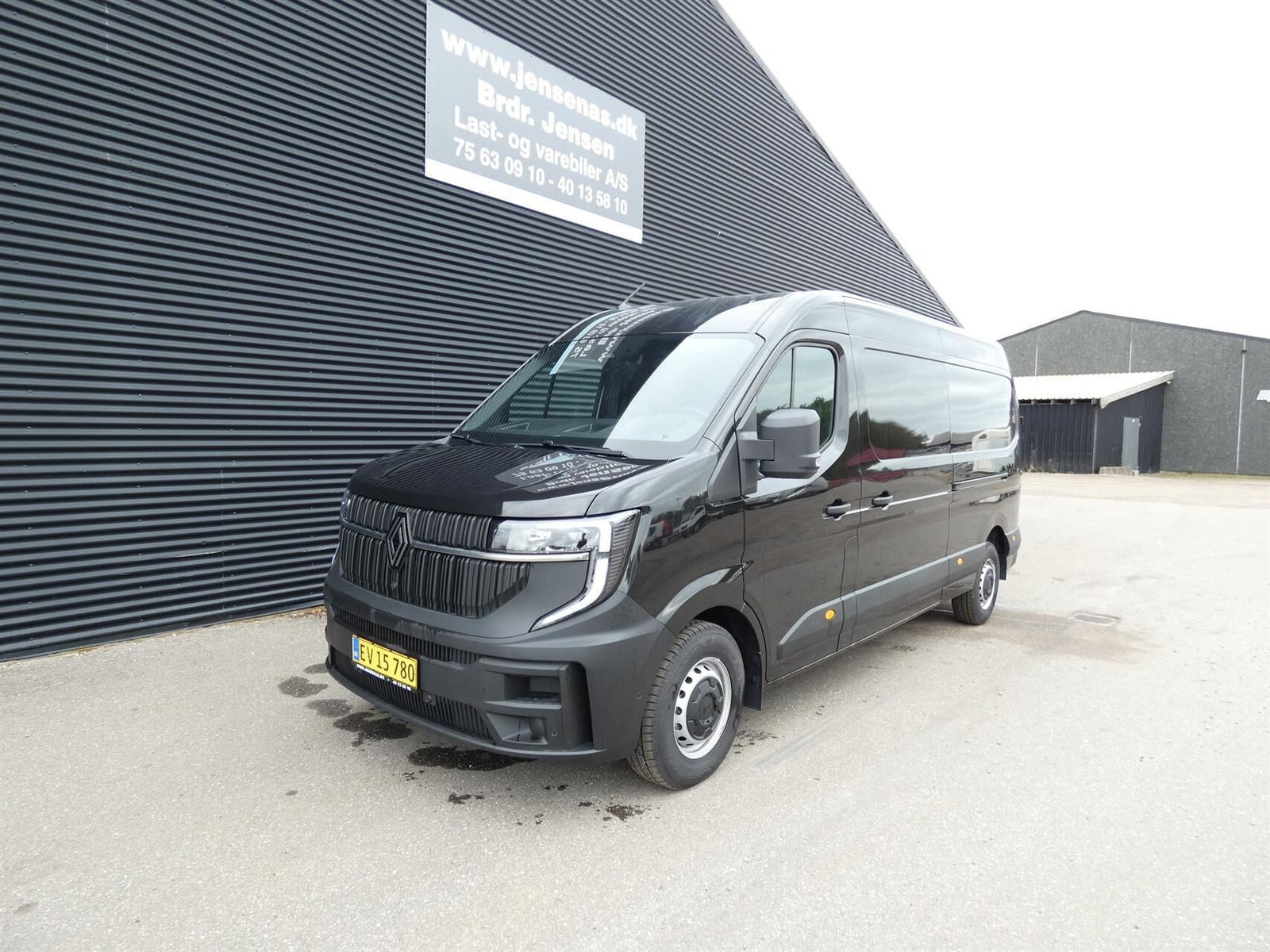 Sort Renault Master V T35 fra 2026