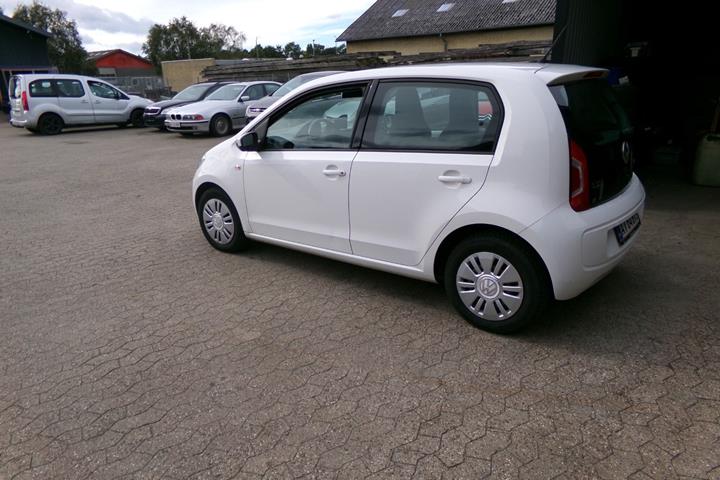 Hvid VW UP! fra 2015