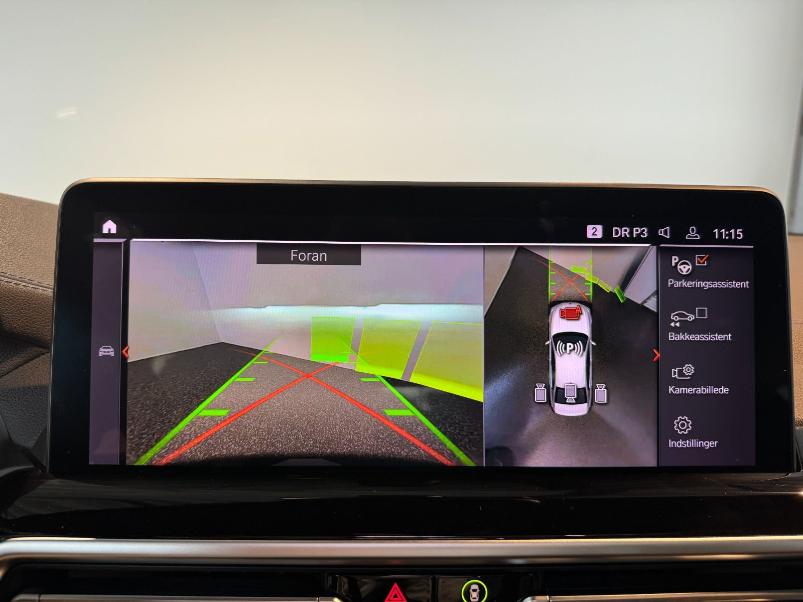 Sort BMW iX3 fra 2023