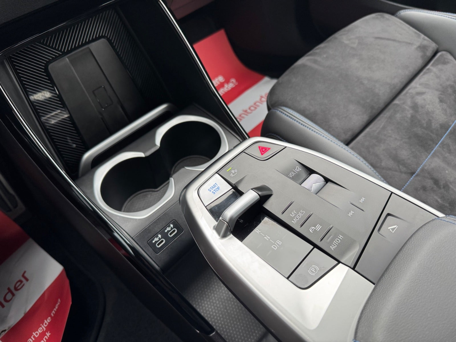 Hvid BMW iX2 fra 2025