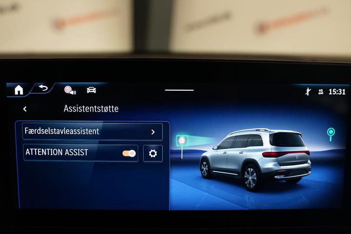 Hvid Mercedes EQB250+ fra 2025