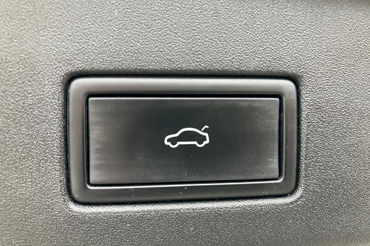Grå VW ID.4 fra 2022