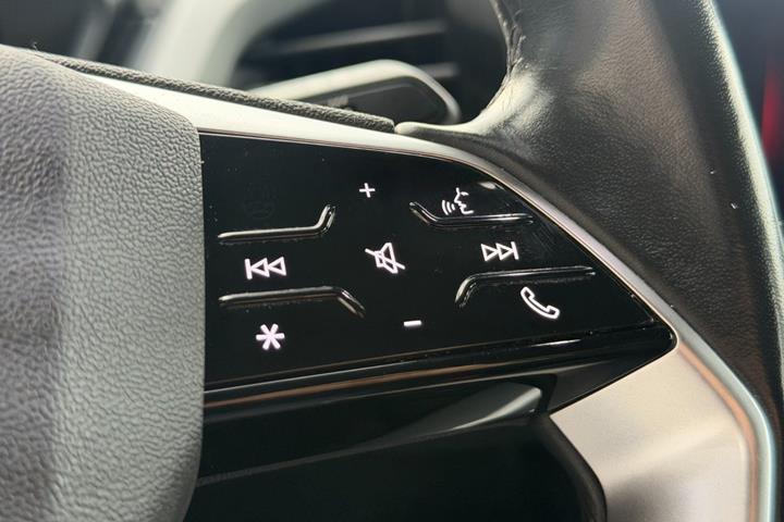 Grå Audi Q4 e-tron fra 2022