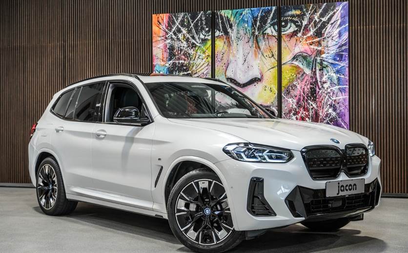 BMW iX3 Charged Plus M-Sport