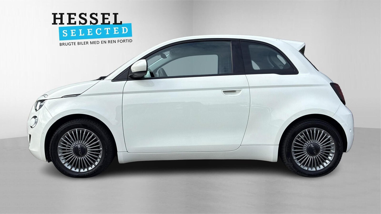 Hvid Fiat 500e fra 2024
