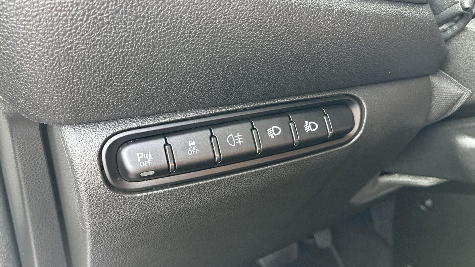 Hvid Fiat 500e fra 2024