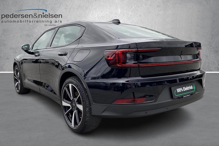 Sort Polestar 2 fra 2023