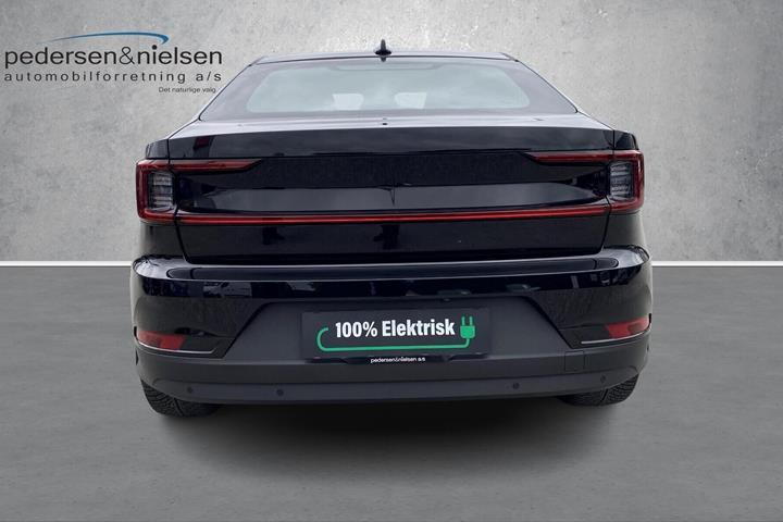 Sort Polestar 2 fra 2023