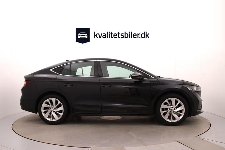 Sort Skoda Enyaq fra 2024