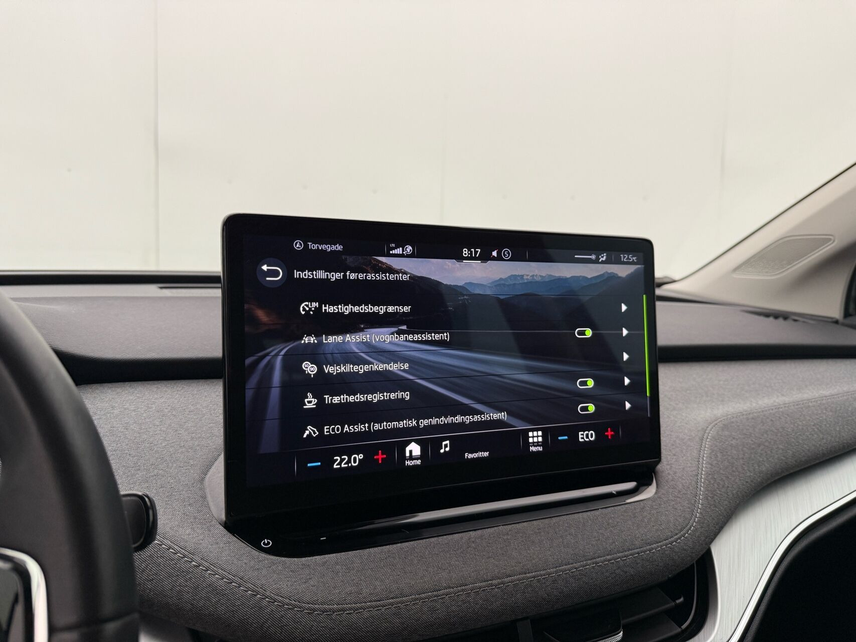 Sort Skoda Enyaq fra 2024