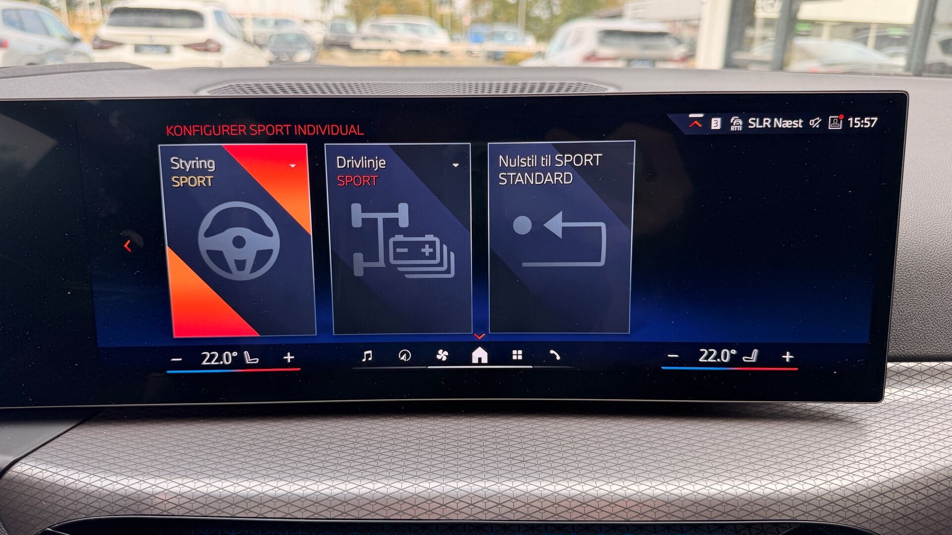 Grå BMW i4 fra 2025