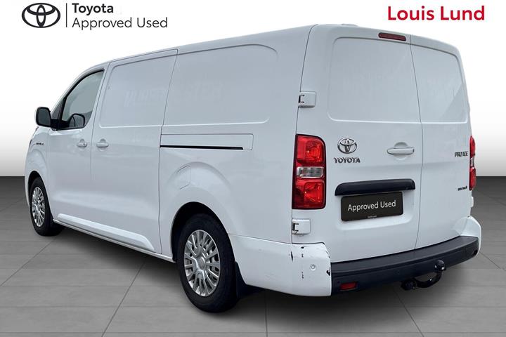 Hvid Toyota Proace Electric fra 2021