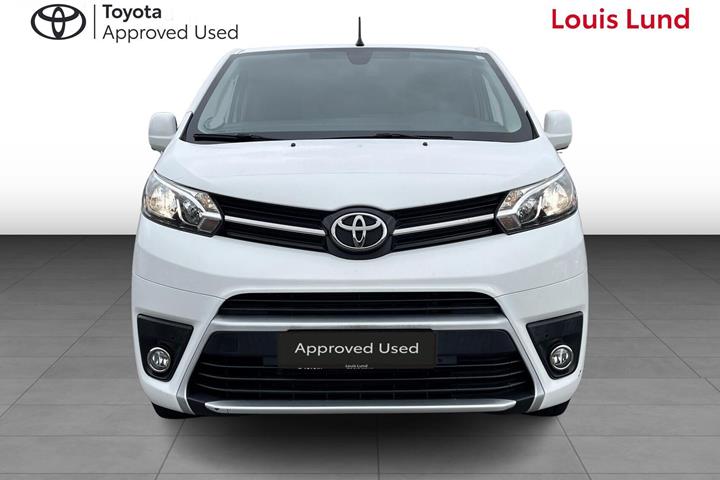 Hvid Toyota Proace Electric fra 2021
