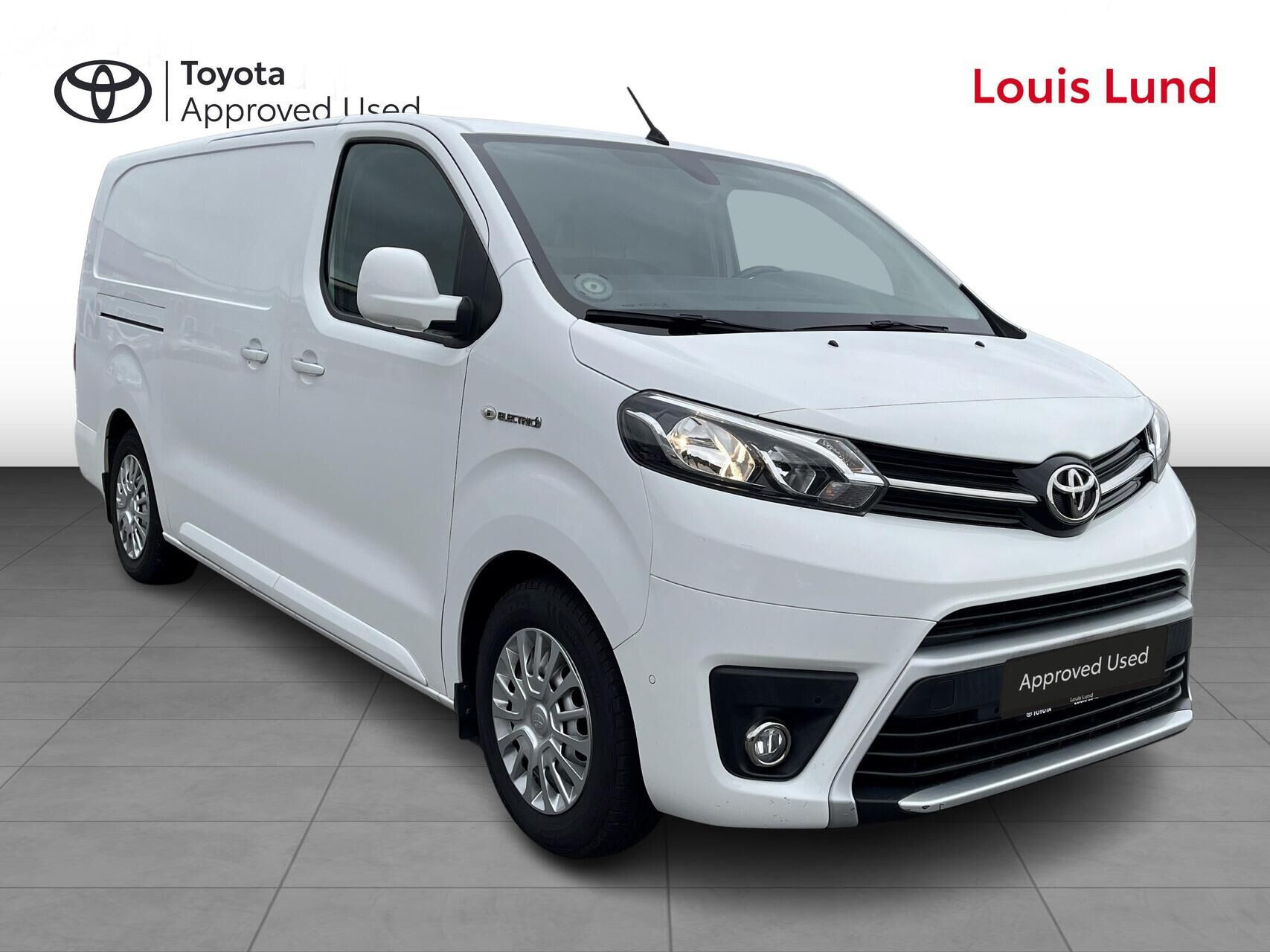 Hvid Toyota Proace Electric fra 2021