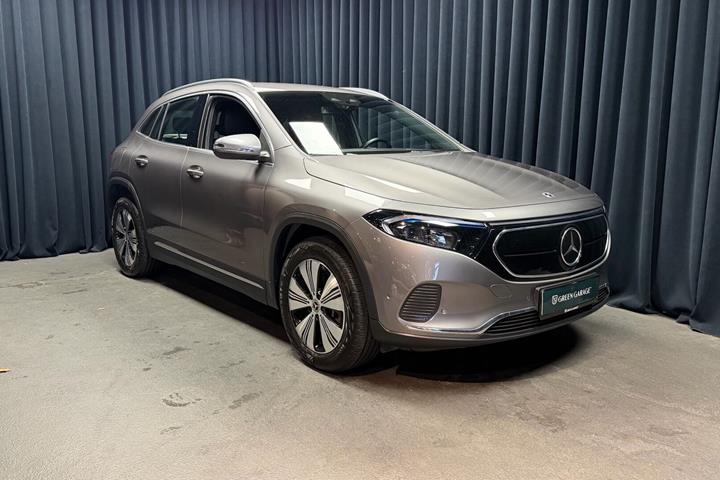 Grå Mercedes EQA250 fra 2023