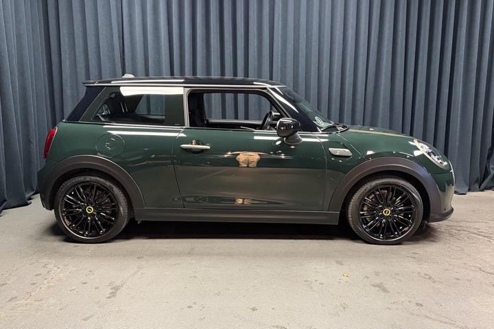 Grøn Mini Cooper fra 2023