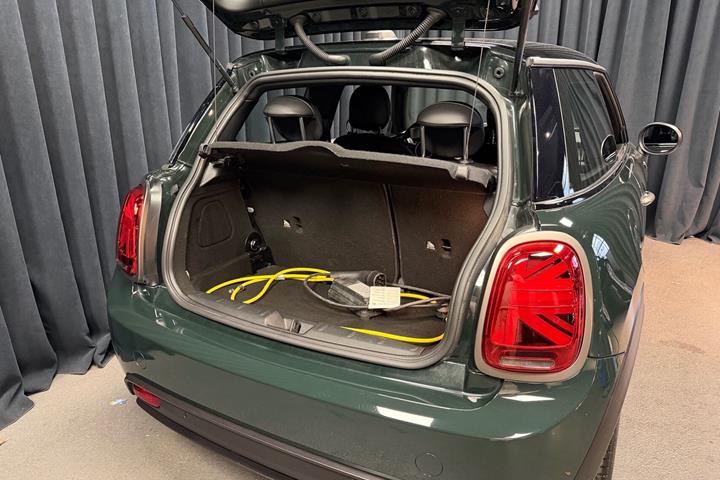 Grøn Mini Cooper fra 2023