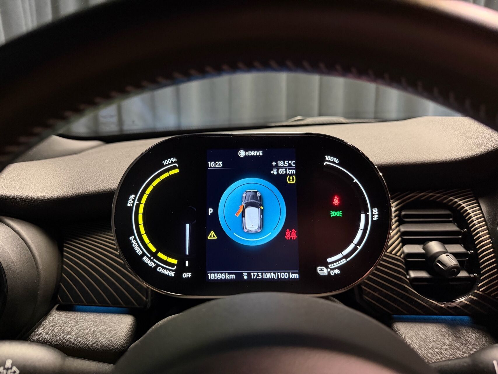 Grøn Mini Cooper fra 2023