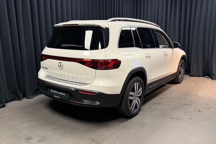 Hvid Mercedes EQB250+ fra 2023