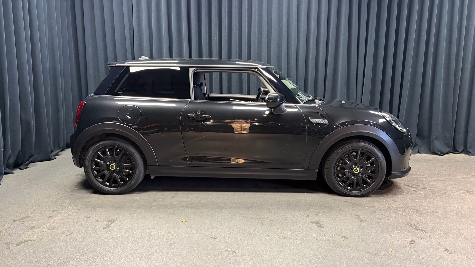 Sort Mini Cooper fra 2023