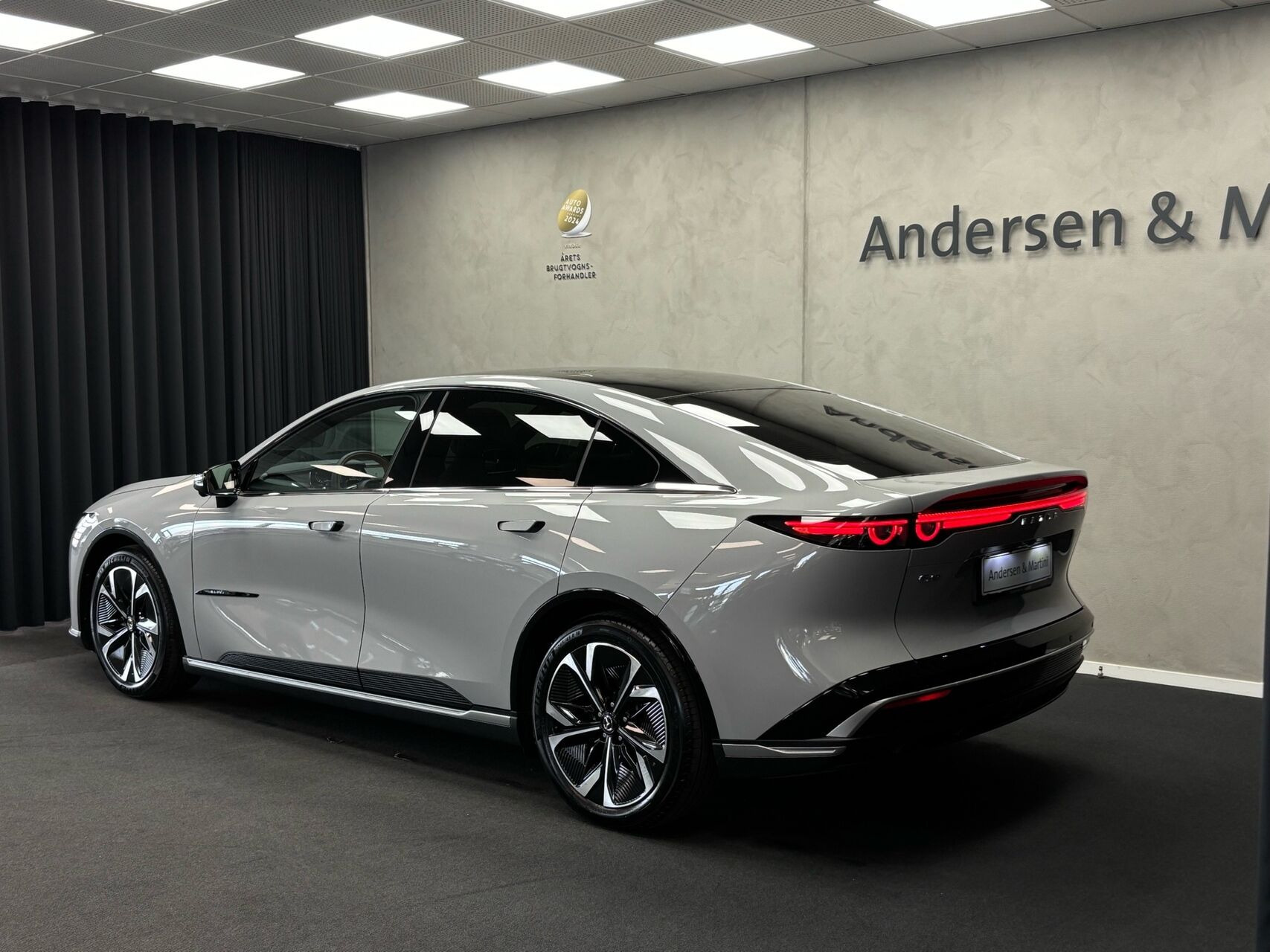 Grå Mazda 6e fra 2026