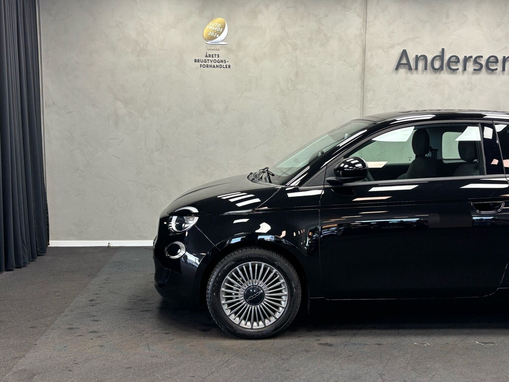 Sort Fiat 500e fra 2023
