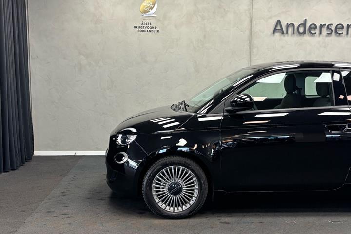 Sort Fiat 500e fra 2023