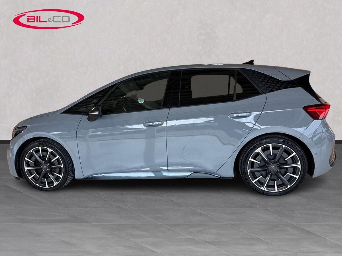 Grå Cupra Born fra 2022