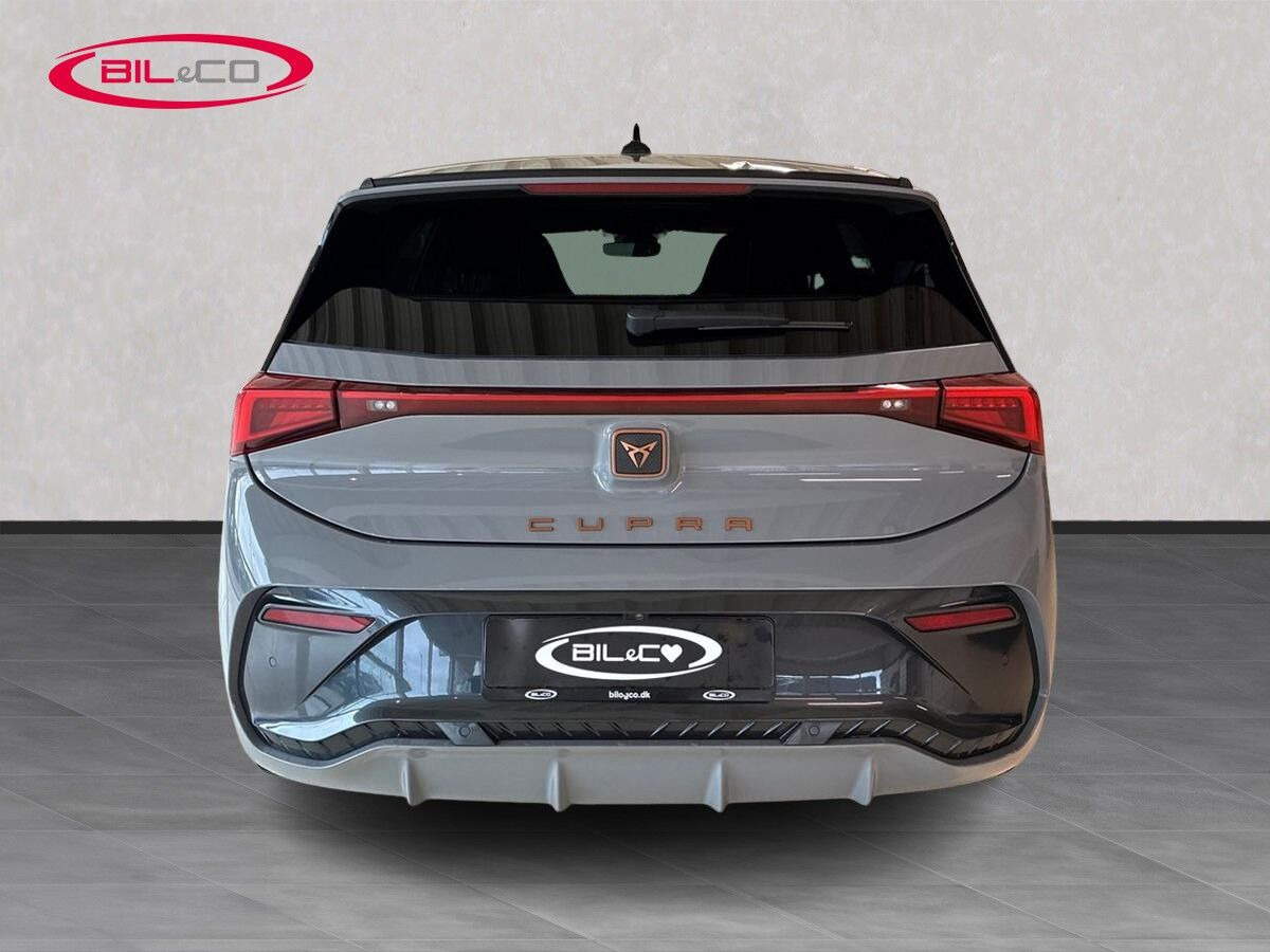 Grå Cupra Born fra 2022