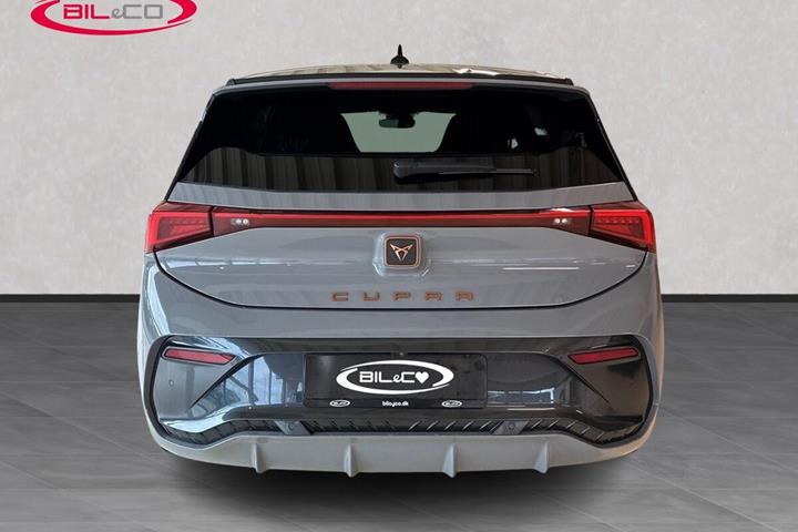Grå Cupra Born fra 2022