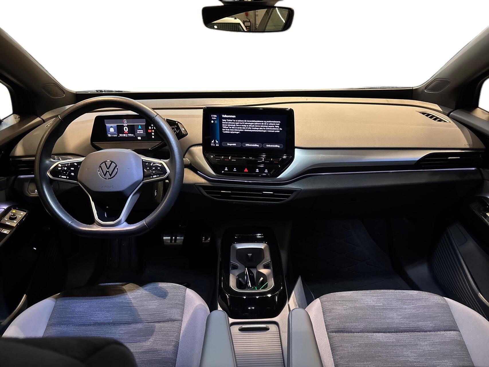 Blå VW ID.4 fra 2023