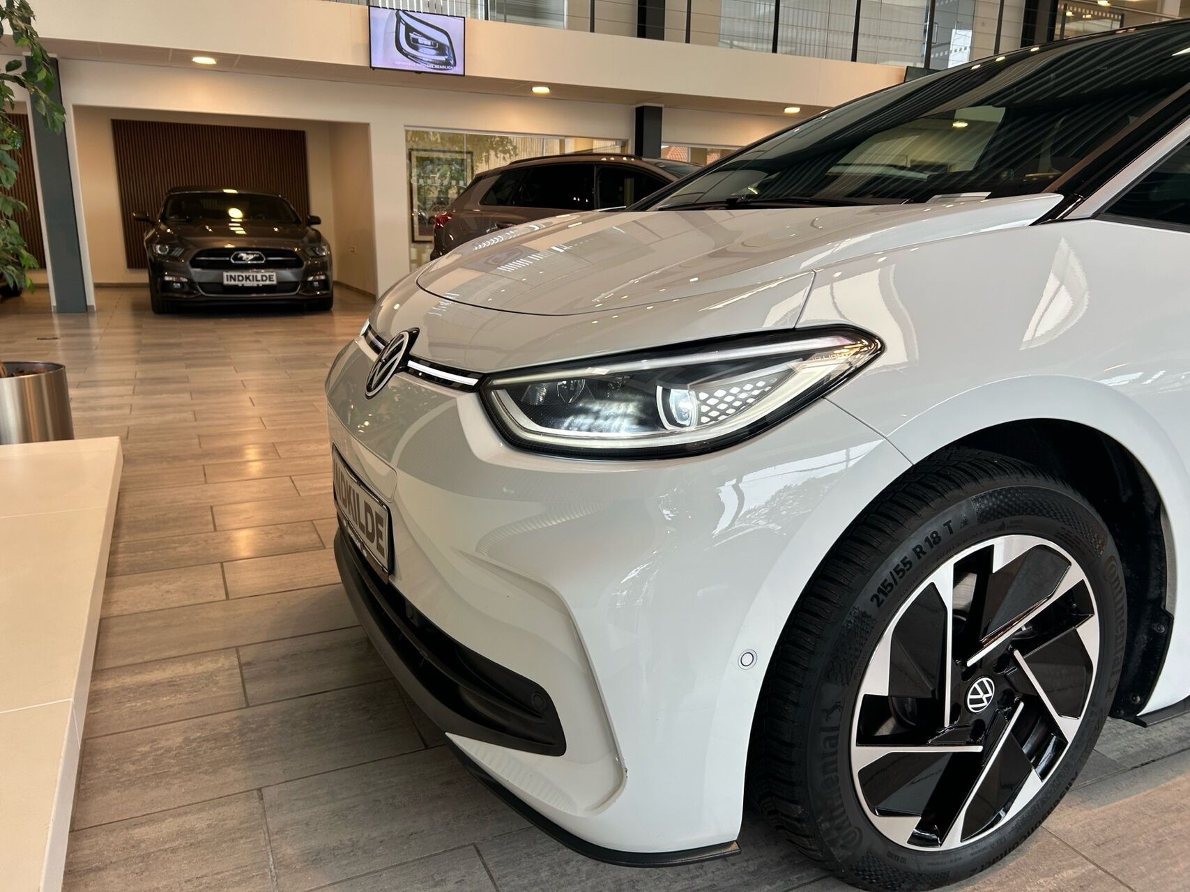 Hvid VW ID.3 fra 2024