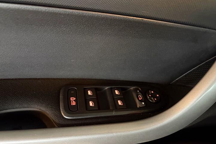 undefined Peugeot 308 fra 2012