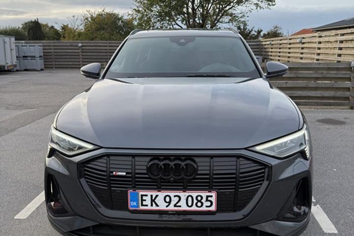 undefined Audi e-tron fra 2022