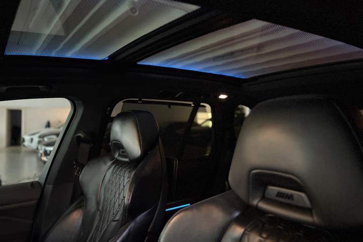 Hvid BMW X5 fra 2021