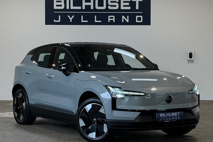 Grå Volvo EX30 fra 2024