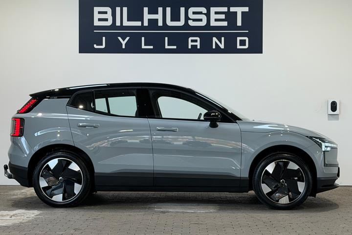 Grå Volvo EX30 fra 2024