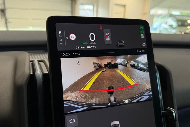Grå Volvo EX30 fra 2024