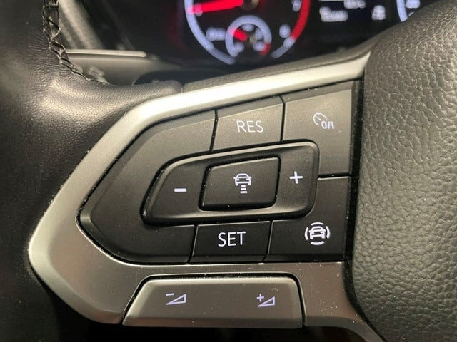 Grå VW T-Cross fra 2019
