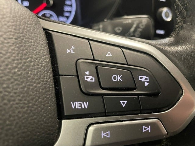 Grå VW T-Cross fra 2019