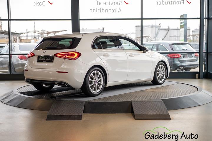Hvid Mercedes A200 fra 2018