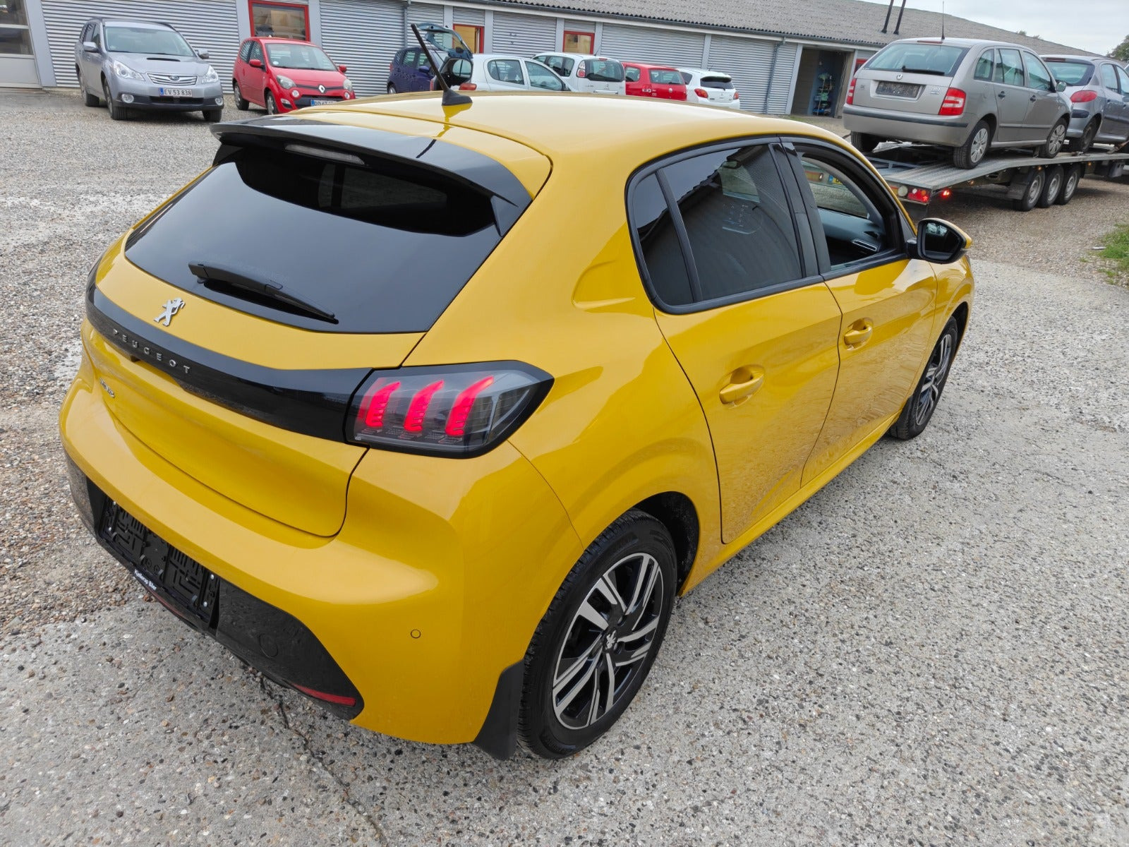 undefined Peugeot 208 fra 2021