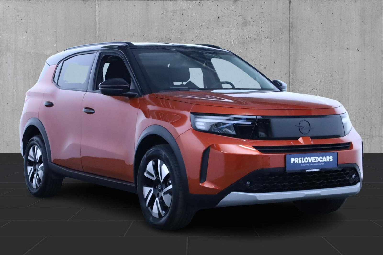 Orange Opel Frontera fra 2025