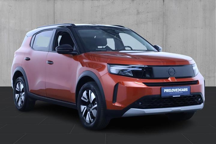 Orange Opel Frontera fra 2025